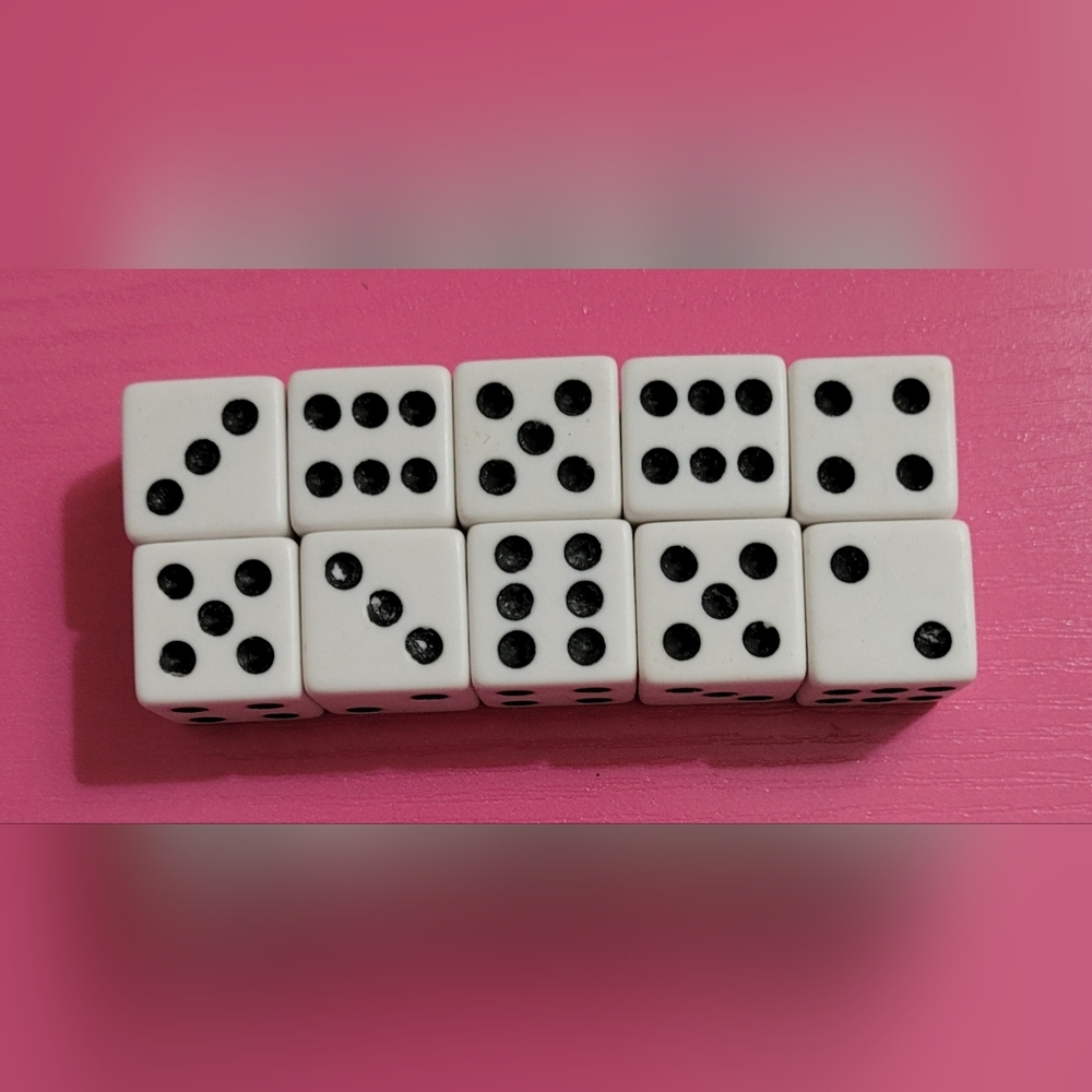 Standard White Dice Set with Black Pips - Set Of 5. 1/2" (0492-0498)